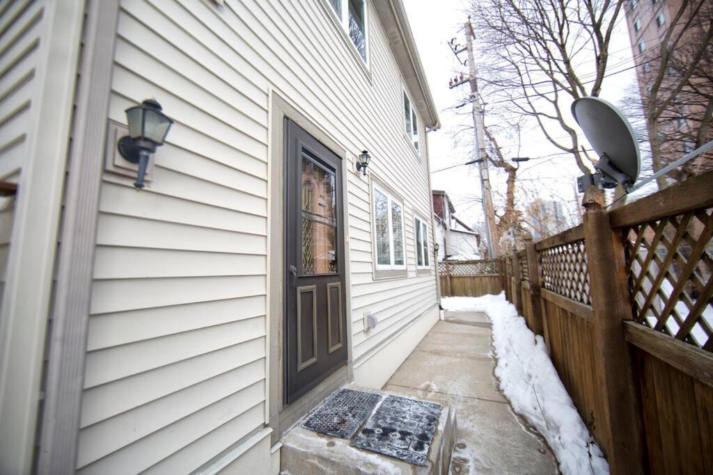 Tucked Away Off Brady - 4 Beds Apartamento Milwaukee Exterior foto